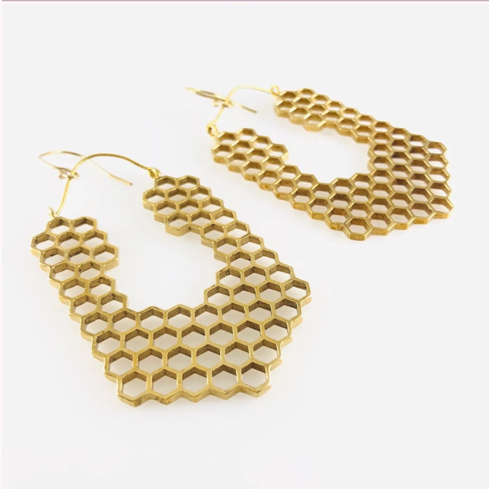 Honeycomb “queen bee” earrings handmade